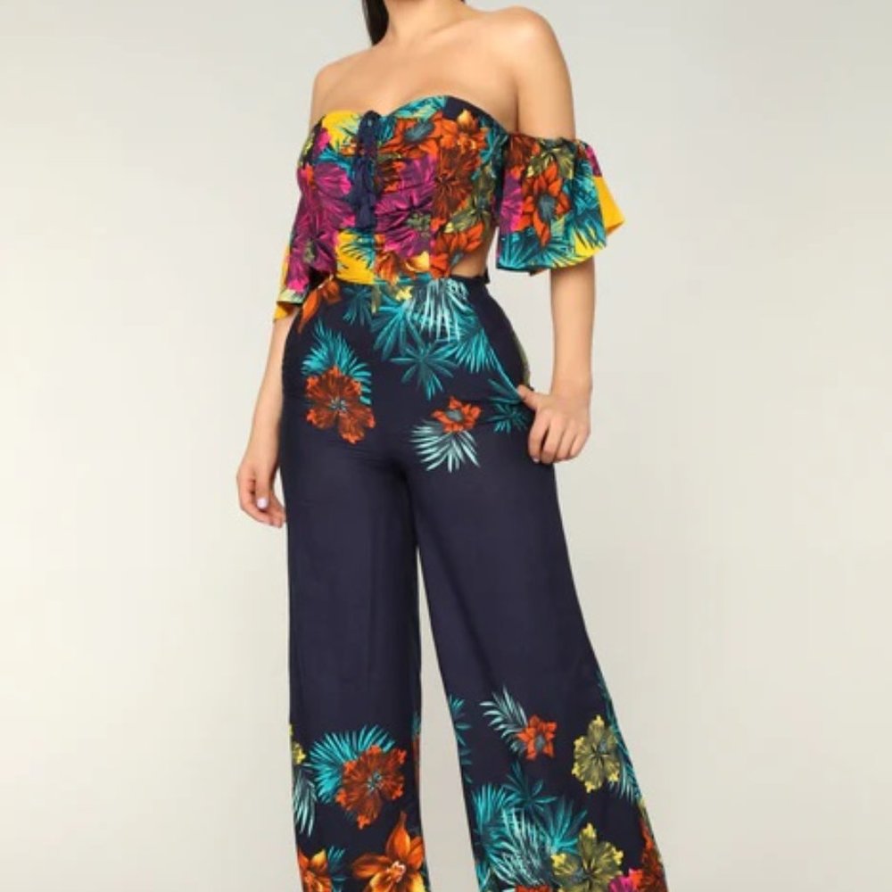 Fashion Nova Floral Jumpsuit, Color: Navy with Tropical print, Size: 2X,